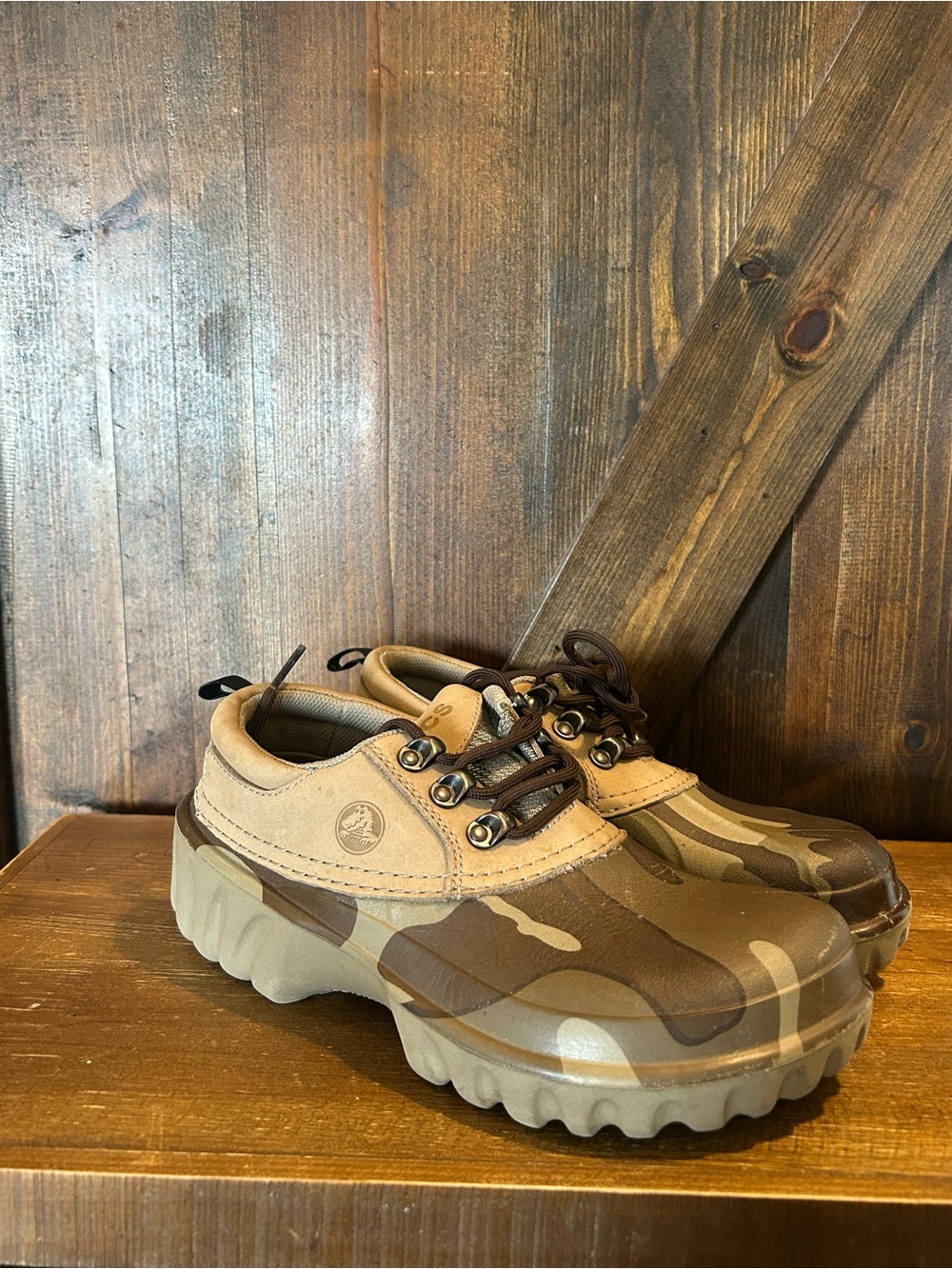 Crocs Men's Camouflage Outdoor Low-Top Shoes - Brown/Camo